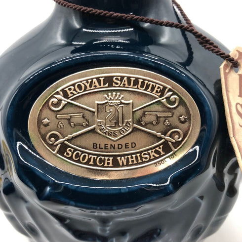 シーバス ブラザーズ ロイヤルサルート 21年 青陶器 700ml 40% CHIVAS BROTHERS ROYAL SALUTE スコッチウイスキー【J2】