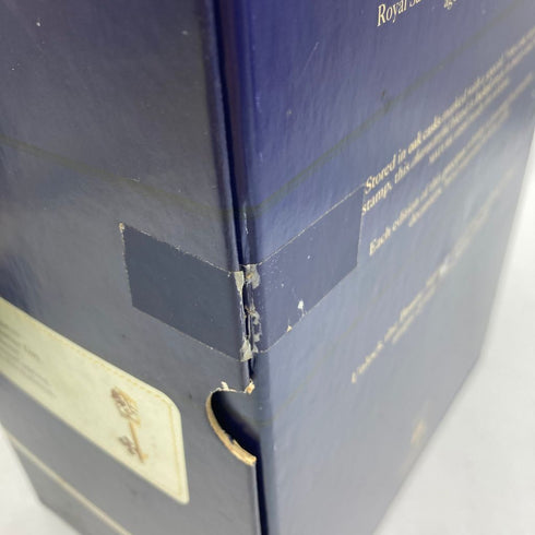 シーバス ブラザーズ ロイヤル サルート ハンドレッド カスク セレクション 陶器 700ml 40% CHIVAS BROTHERS ROYAL SALUTE 1490g【E4】