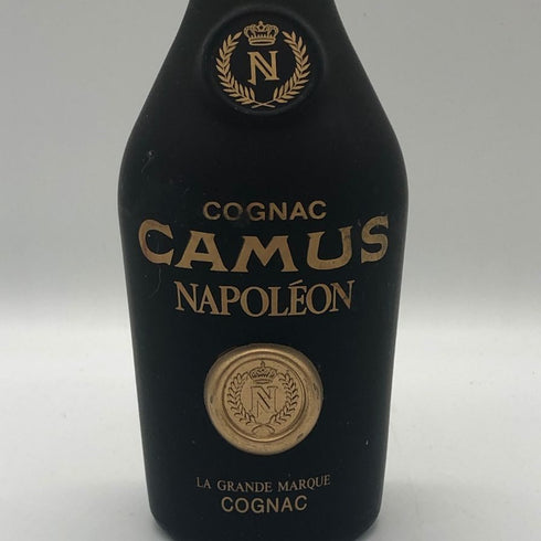 カミュ ナポレオン ラ グランマルキ 700ml 40% CAMUS NAPOLEON LA GRANDE MARQUE コニャック【B1】