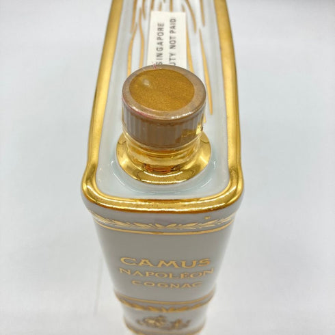 カミュ ナポレオン ブック 紳士と淑女 天使の戯れ 陶器 700ml 40% CAMUS NAPOLEON BOOK 1181g【K】