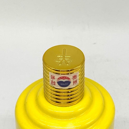 貴州茅台酒 マオタイ酒 五星麦 干支ボトル 2015 乙未羊年 黄 五星 500ml 53% MOUTAI KWEICHOW 中国酒973g【V4】