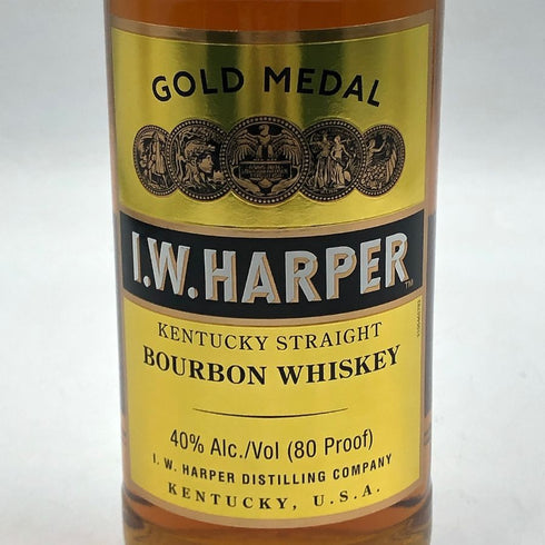 IW ハーパー ゴールドメダル 700ml 40% I.W. HARPER GOLD MEDAL バーボン【C1】