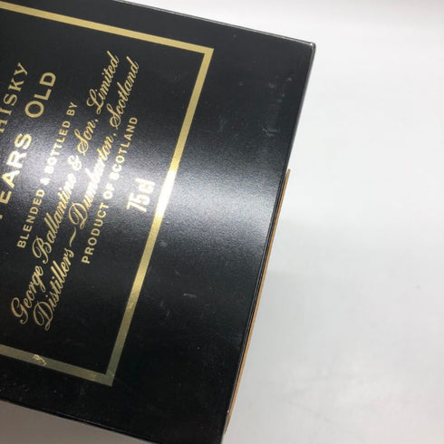 バランタイン 17年 ベリーオールド 陶器ボトル 750ml 43% Ballantine's VERY OLD スコッチウイスキー1417.2g【D1】