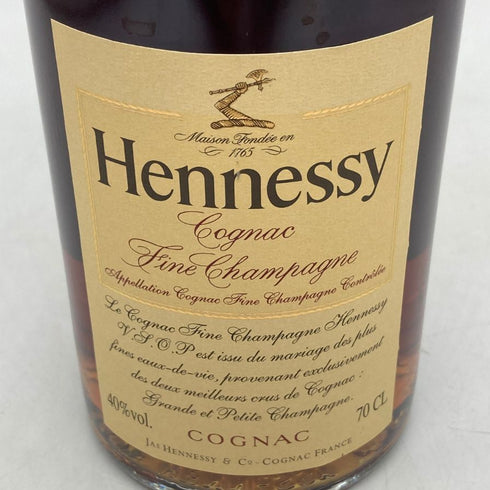ヘネシー VSOP ファインシャンパーニュ スリムボトル クリアボトル 700ml 40% Hennessy VSOP コニャック【S2】