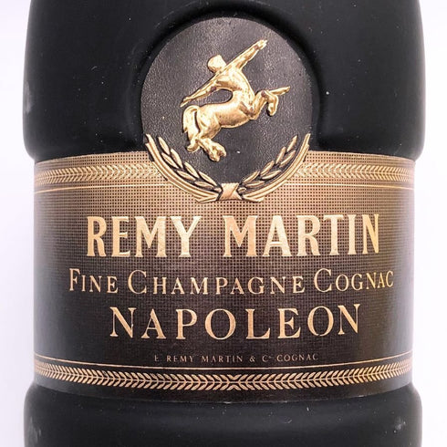 レミーマルタン ナポレオン ファインシャンパーニュ 700ml 40% REMY MARTIN NAPOLEON FINE CHANPAGNE コニャック【Q1】