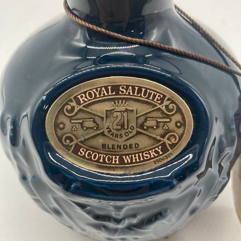 シーバス ブラザーズ ロイヤルサルート 21年 青陶器 700ml 40% Chivas Brothers ROYAL SALUTE スコッチウイスキー【K1】