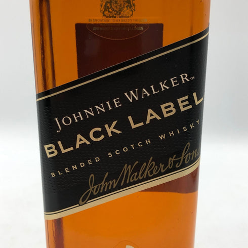 ジョニーウォーカー ブラックラベル 12年 黒キャップ 700ml 40% Johnnie Walker BLACK LABEL スコッチウイスキー【D2】