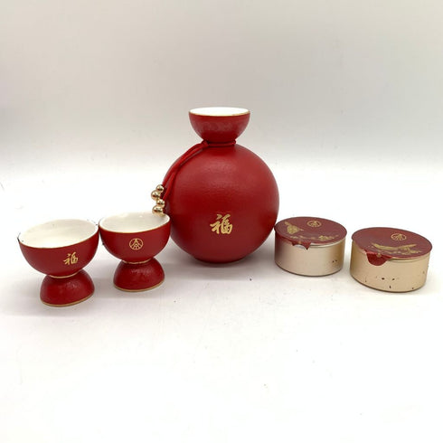 五粮液 ゴリョウエキ ゴールドボトル ミニボトル 字酒具セット 50ml 52% 193g WU LIANG YE 【G1】