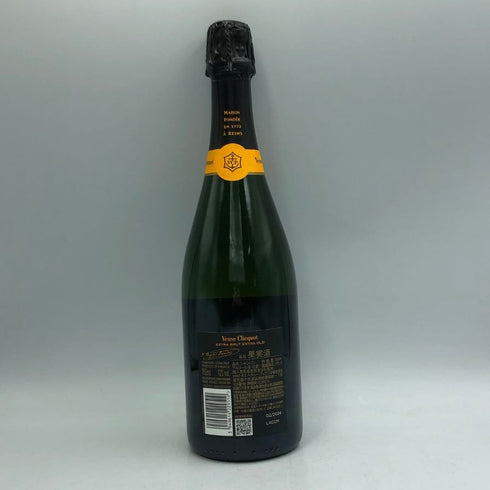 ヴーヴクリコ エクストラブリュット エクストラオールド 750ml Veuve Clicqumt シャンパン【Z0】