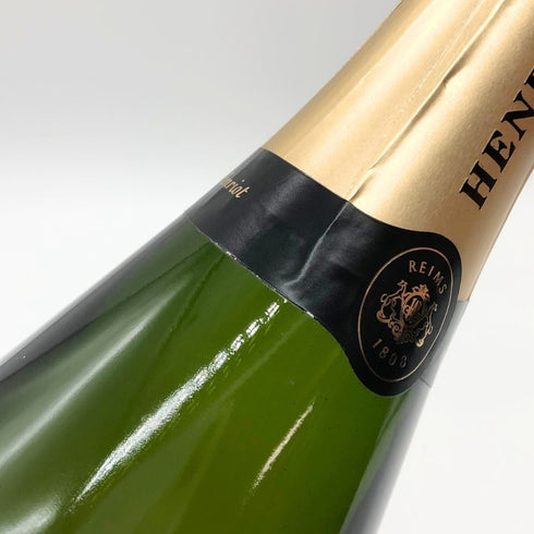 アンリオ ブリュット スーヴェラン 750ml HENRIOT Brut Souverain シャンパン【O1】