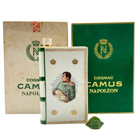 カミュ ナポレオン ブック 白陶器 700ml 40% CAMUS NAPOLEON BOOK コニャック1223g【Y1】