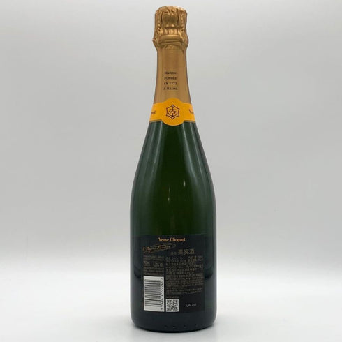 ヴーヴ クリコ ブリュット イエローラベル 750ml 12% VEUVE CLICQUOT YELLOW シャンパン【K1】