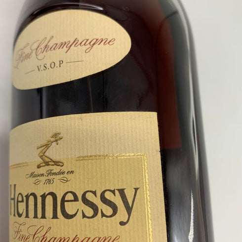 ヘネシー VSOP スリムボトル 700ml 40% Hennessy コニャック【K1】