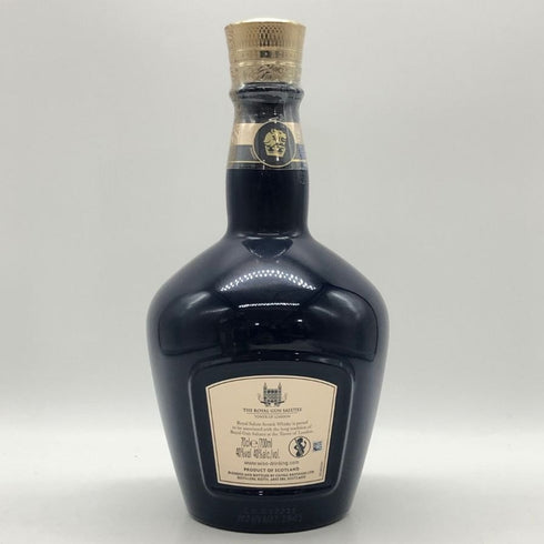 ロイヤルサルート 21年 シグネチャーブレンド 青陶器ボトル 700ml 40% ROYAL SALUTE スコッチウイスキー1424g【C3】