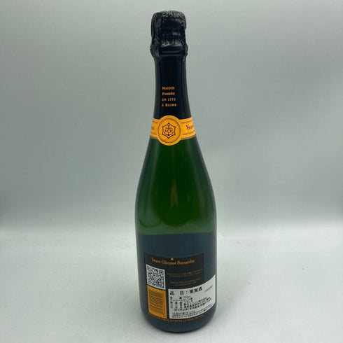 ヴーヴ クリコ ポンサルダン イエロー ブリュット 750ml 12% Veuve Clicquot Ponsardin Yellow シャンパン【W0】