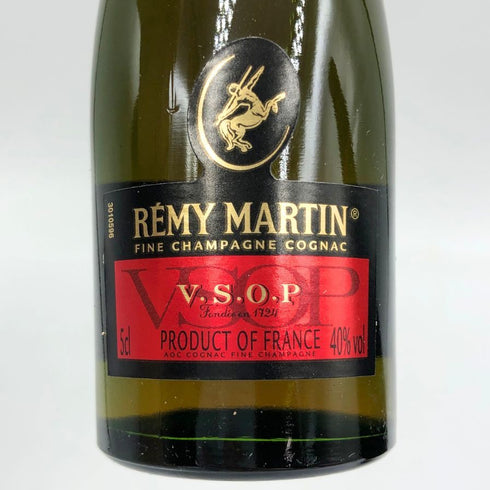 レミーマルタン VSOP ファインシャンパーニュ 赤ラベル 現行 700ml 40% REMY MARTIN コニャック【Q4】