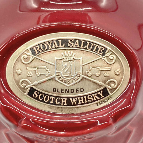 シーバス ブラザーズ ロイヤル サルート 21年 赤陶器 700ml 40% CHIVAS BROTHERS ROYAL SALUTE 【A2】