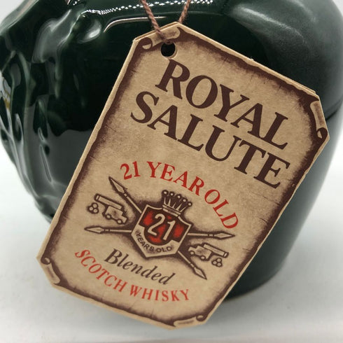 ロイヤルサルート 21年 緑陶器ボトル 700ml 40% ROYAL SALUTE スコッチウイスキー1334.7g【V4】