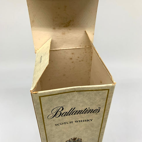 バランタイン 30年 ベリーオールド 金キャップ 青青紋章 750ml 43% Ballantine's VERY OLD スコッチウイスキー【A4】