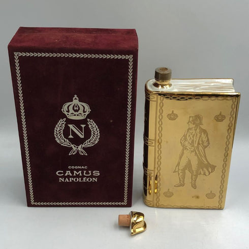 カミュ ナポレオン ブック ゴールド 金陶器 700ml CAMUS NAPOLEON BOOK GOLD コニャック1177.7g【I3】