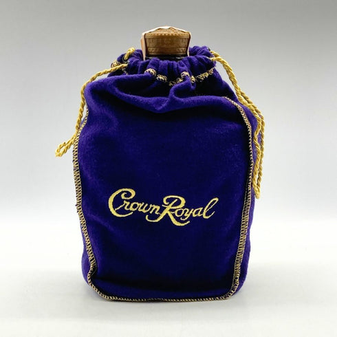 シーグラム クラウン ロイヤル 1967 750ml 40% Seagram's Crown Royal スコッチウイスキー【X1】