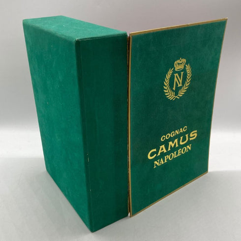 カミュ ナポレオン ブック 白陶器 700ml 40% CAMUS NAPOLEON BOOK コニャック1184g【H2】