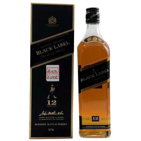 ジョニーウォーカー ブラックラベル 12年 黒キャップ 700ml 40% Johnnie Walker BLACK LABEL スコッチウイスキー【J0】