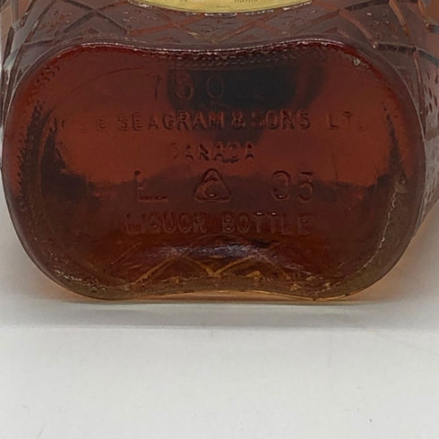 シーグラム クラウン ローヤル 1970 750ml 40% Seagram's Crown Royal ウイスキー【Q4】