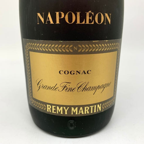 レミーマルタン VSOP ファインシャンパーニュ 旧旧ラベル 700ml 40% REMY MARTIN FINE CHAMPAGNE コニャック【H2】