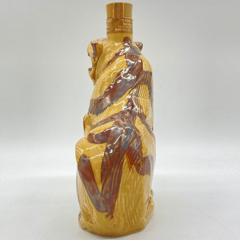 東京都限定◆サントリー ウイスキー ローヤル 12年 干支ボトル 寅 陶器 600ml 43% SUNTORY WHISKY ROYAL 1234g【F1】