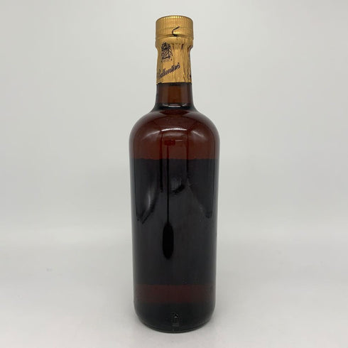 バランタイン 30年 ベリーオールド 金キャップ 青青紋章 750ml 43% Ballantine's VERY OLD スコッチウイスキー【A4】