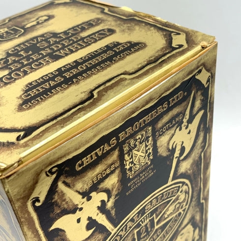 シーバス ブラザーズ ロイヤル サルート 21年 赤陶器 700ml 40% CHIVAS BROTHERS ROYAL SALUTE 1337g【L1】