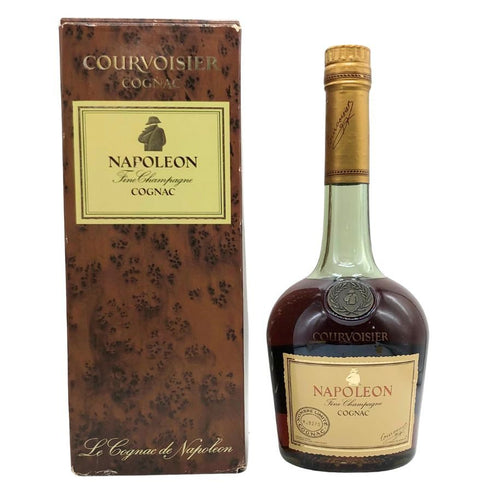 クルボアジェ ナポレオン ファインシャンパーニュ グリーンボトル 700ml 度数表記なし COURVOISIER NAPOLEON コニャック【E1】