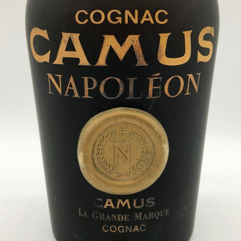 カミュ ナポレオン ラ グランマルキ 700ml 40% CAMUS NAPOLEON LA GRANDE MARQUE コニャック【C2】