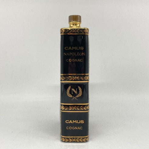 カミュ ナポレオン ブック 黒陶器ボトル 700ml 40% CAMUS NAPOLEON コニャック1245g【Y1】