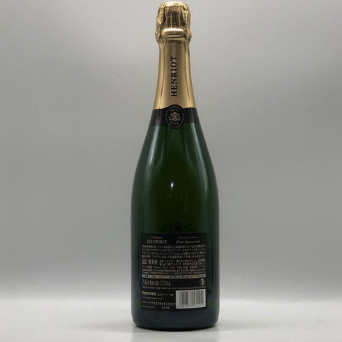 アンリオ ブリュット スーヴェラン 750ml HENRIOT Brut Souverain シャンパン【B4】