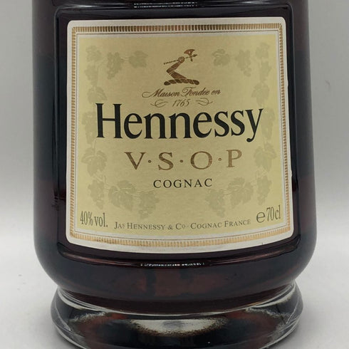 ヘネシー VSOP 黒キャップ 700ml 40% Hennessy コニャック【U0】