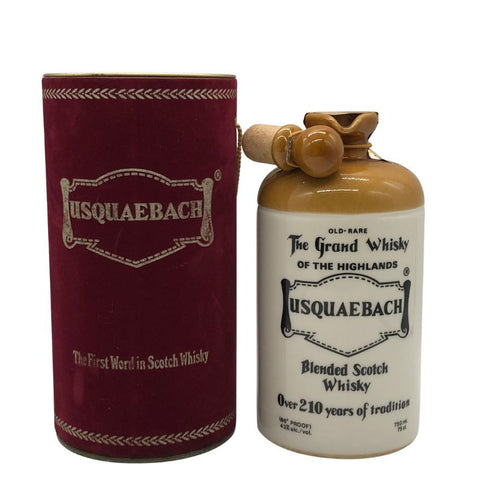 ウシュクベ ストーンフラゴン 陶器ボトル 750ml 43% USQUAEBACH Stone Flagon スコッチウイスキー1371g【N1】