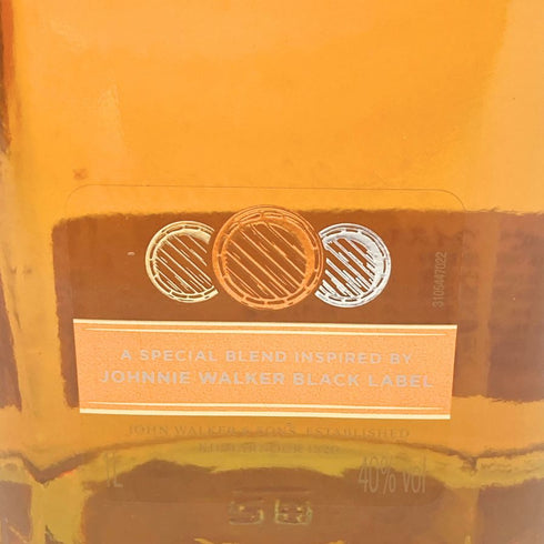 ジョニーウォーカー ブラックラベル トリプルカスクエディション 700ml 40% JOHNNIE WALKER BLACK LABEL TRIPLE CASK EDITION 【L】