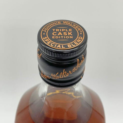 ジョニーウォーカー ブラック トリプルカスクエディション 700ml 40% JOHNNIE WALKER BLACK LABEL TRIPLE CASK EDITION 【R4】