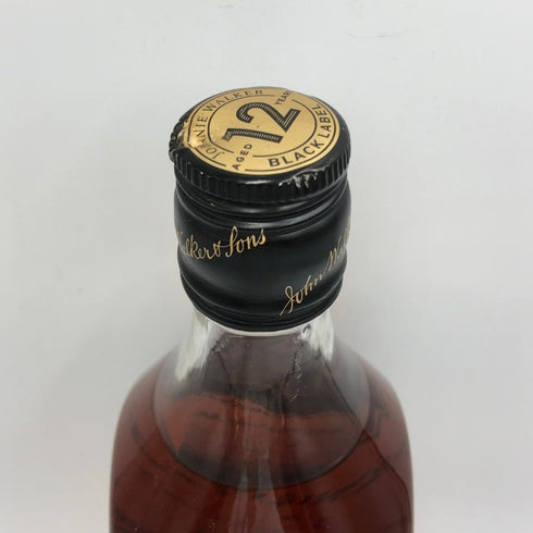 ジョニーウォーカー ブラックラベル 12年 黒キャップ 700ml 40% Johnnie Walker BLACK LABEL スコッチウイスキー【R1】