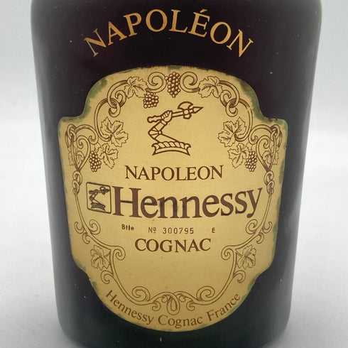 ヘネシー ナポレオン コニャック 金キャップ 700ml 40% HENNESSY NAPOLEON コニャック【C4】