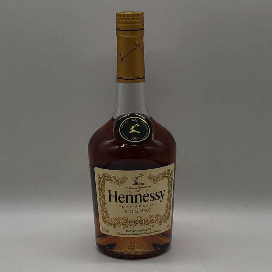 ヘネシー ベリースペシャル コニャック 700ml 40% Hennessy VERY