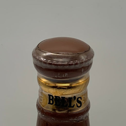 ベルズ スコッチ ウイスキー スぺシャリー セレクト ザ ベルズ デキャンタ 750ml 43% bells scotch whisky specially selected blended the bell decanter スコッチウイスキー1393g【C0】