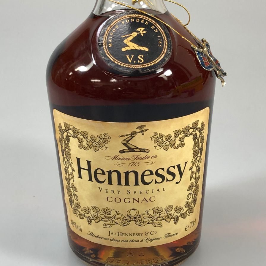 ヘネシー ベリースペシャル コニャック 700ml 40% Hennessy VERY