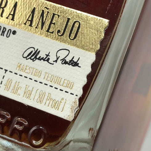 カヴァ デ オロ テキーラ アネホ エクストラ 750ml 40% Cava de Oro TEQUILA ANEJO EXTRA テキーラ【N4】