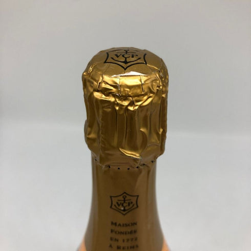 ヴーヴ クリコ ブリュット イエローラベル 750ml 12% VEUVE CLICQUOT YELLOW シャンパン【M1】