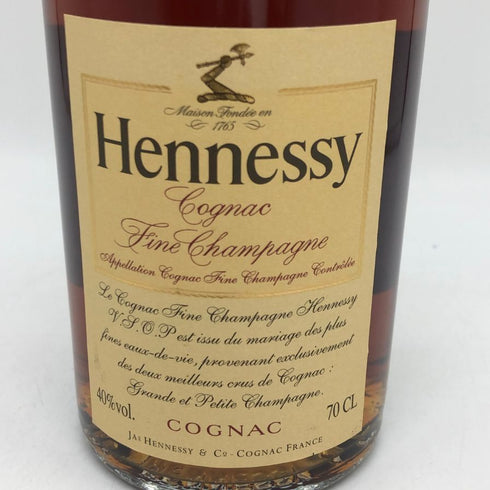 ヘネシー VSOP ファインシャンパーニュ スリムボトル グリーンボトル 現行ラベル 700ml 40% Hennessy コニャック【A4】