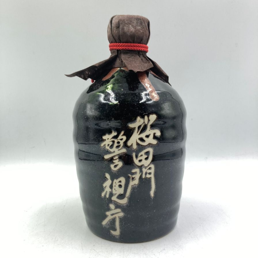 大分むぎ焼酎 荒城の月 桜田門 警視庁 美濃焼ボトル 25% 720ml 焼酎