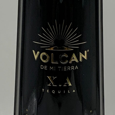 ボルカン X.A ルミナス テキーラ 700ml 40% VOLCAN テキーラ【D2】